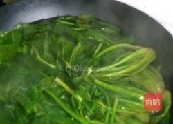 卤肉菠菜的做法图解4