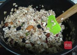 麦片果仁巧克力能量球的做法图解5