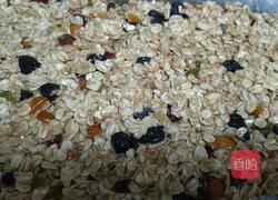 麦片果仁巧克力能量球的做法图解6