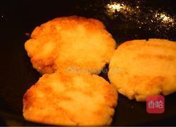 瘦身美食～豆渣饼的做法图解3