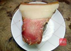 腊肉烧豆腐的做法图解2