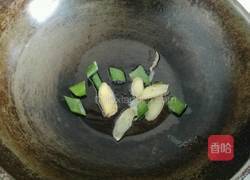 开枝散叶炖鱼片的做法图解3