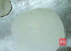 韭菜香干鸡蛋素馅饼的做法图解5