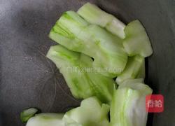 腊肉菱白的做法图解1