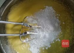 牛奶曲奇饼干的做法图解2