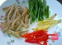 酸辣肚丝汤的做法图解1
