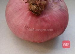 洋葱炒鸡蛋的做法图解1