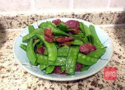 荷兰豆炒腊肠的做法图解6