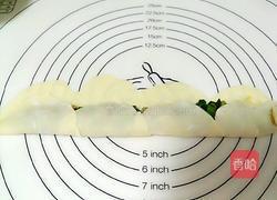 韭菜虾仁玫瑰花煎饺#年夜饭的做法图解9