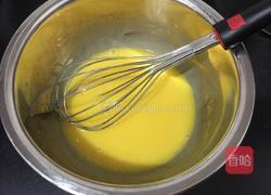 六寸戚风蛋糕的做法图解2