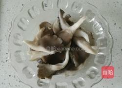 鲜蘑油菜小炒肉的做法图解6