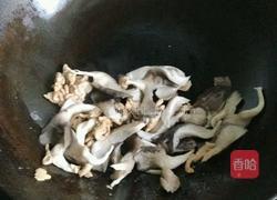 鲜蘑油菜小炒肉的做法图解11