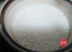 黑椒猪肉煲仔饭的做法图解4