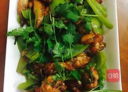 鸡翅炒虎椒的做法图解7