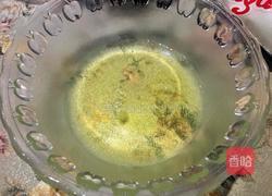无油波菜草莓瑞士卷的做法图解3