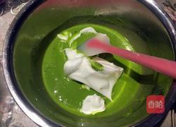 无油波菜草莓瑞士卷的做法图解6