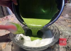 无油波菜草莓瑞士卷的做法图解7