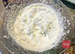 无油波菜草莓瑞士卷的做法图解11