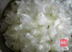 滋补甜汤的做法图解1