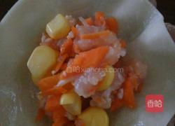猪肉玉米胡萝卜饺子的做法图解3