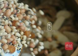 山药眉豆花生鸡脚汤的做法图解4