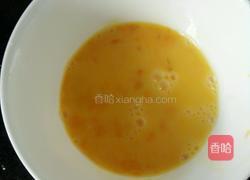 鸡蛋圆白菜炒饼的做法图解2