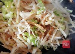 鸡蛋圆白菜炒饼的做法图解10