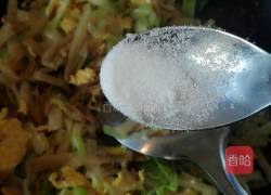 鸡蛋圆白菜炒饼的做法图解12