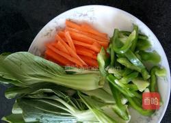 煎鸡胸肉的做法图解1