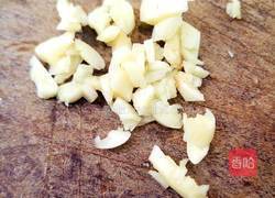 云耳炒鸡蛋的做法图解3