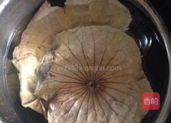 荷叶香菇鸡的做法图解3