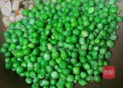 青豌豆炒火腿肠的做法图解6