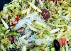 粉丝炒卷心菜的做法图解7