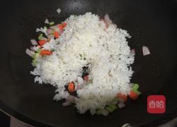菠萝炒饭的做法图解5