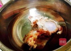 排骨山药汤的做法图解1