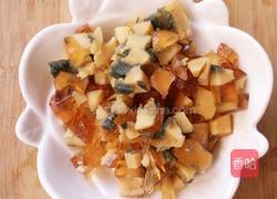 新版皮蛋瘦肉粥的做法图解4