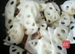莲藕炒肉的做法图解6