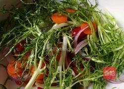 三文鱼蔬菜沙拉的做法图解5