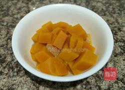 开花馒头的做法图解1