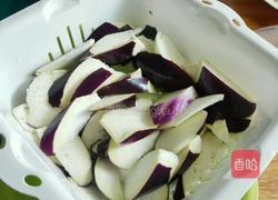 肉末茄子的做法图解1