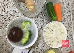 虾仁焗饭的做法图解1