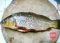 蒸跳水鲤鱼的做法图解2