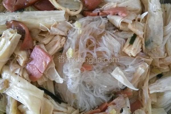 腐竹米粉炒火腿肠