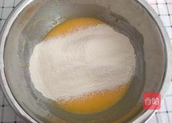 双色戚风的做法图解4