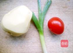 土豆丝卧鸡蛋的做法图解1