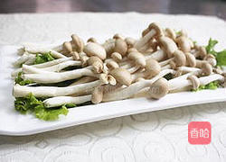 炸蟹味菇的做法图解1