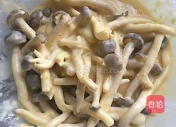 炸蟹味菇的做法图解3