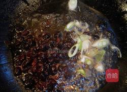 豆豉鲮鱼油麦菜的做法图解5