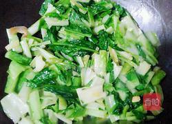 清炒莴笋叶的做法图解6