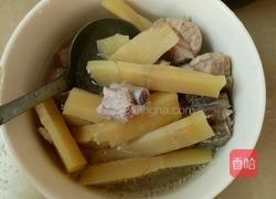 甘蔗排骨汤的做法图解3